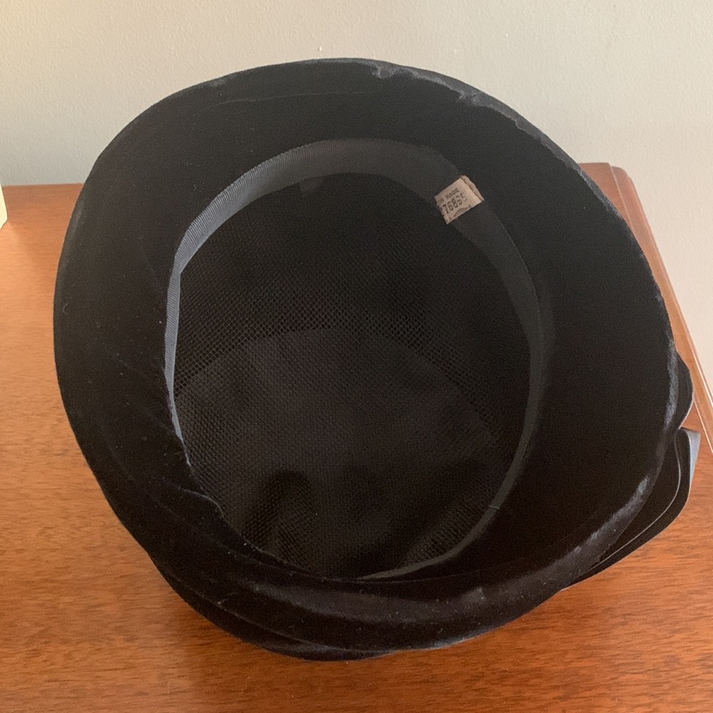 True Vintage Satin and Velvet Cloche Hat Black - Picture 7 of 9